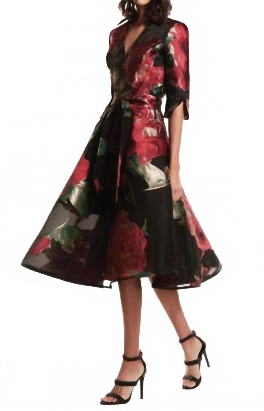 NEW LUCIAN MATIS floral dress in black / red roses